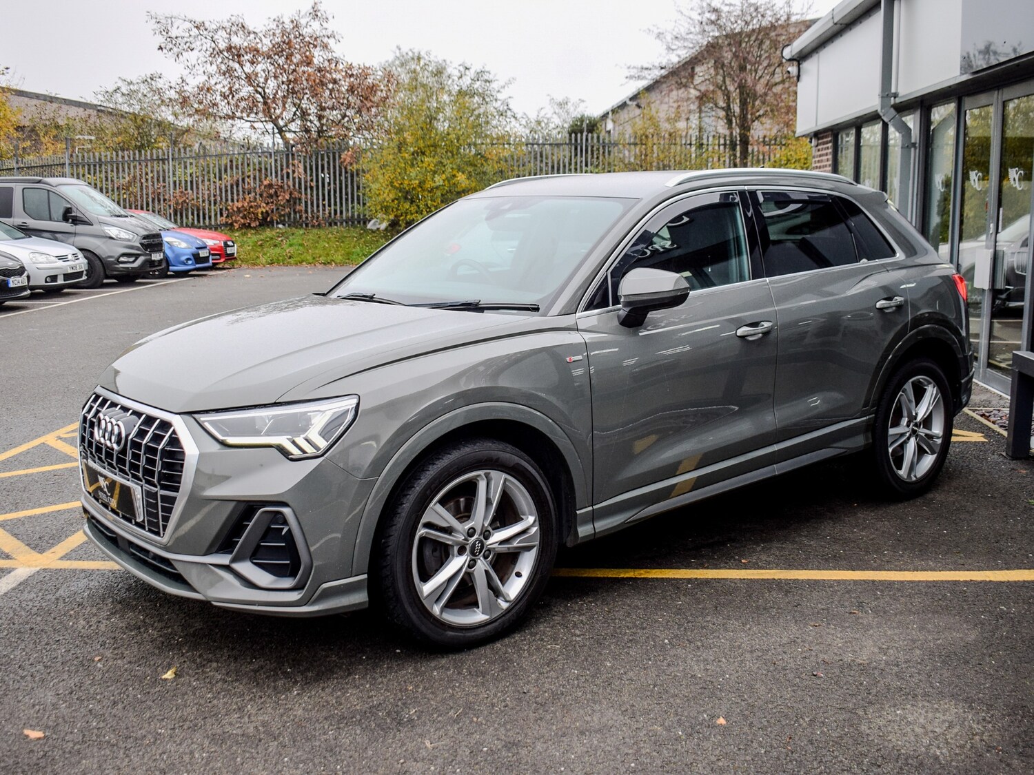 Used Audi Q3 2019 for sale - 76492492: Photo 9