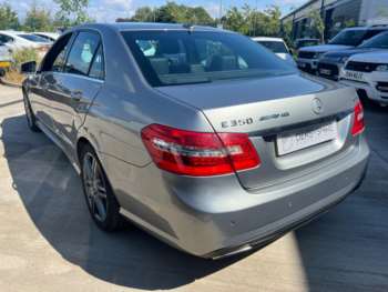 Used Mercedes-Benz E-Class 2010 for sale - 75174459: Photo