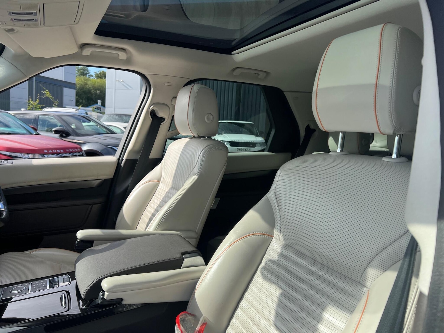 Used Land Rover Discovery 2017 for sale - 76122985: Photo 22