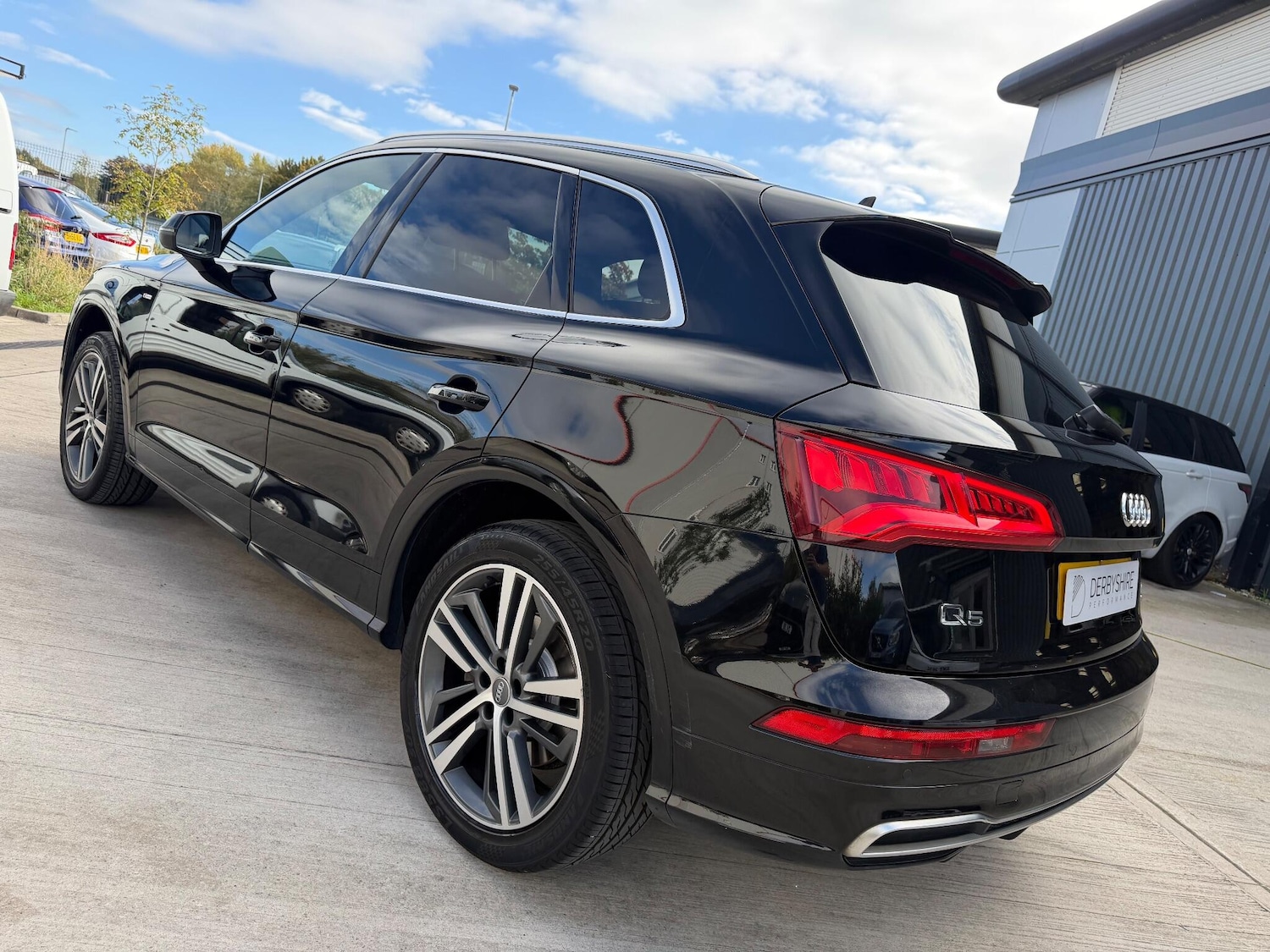 Used Audi Q5 2018 for sale - 76189902: Photo 12
