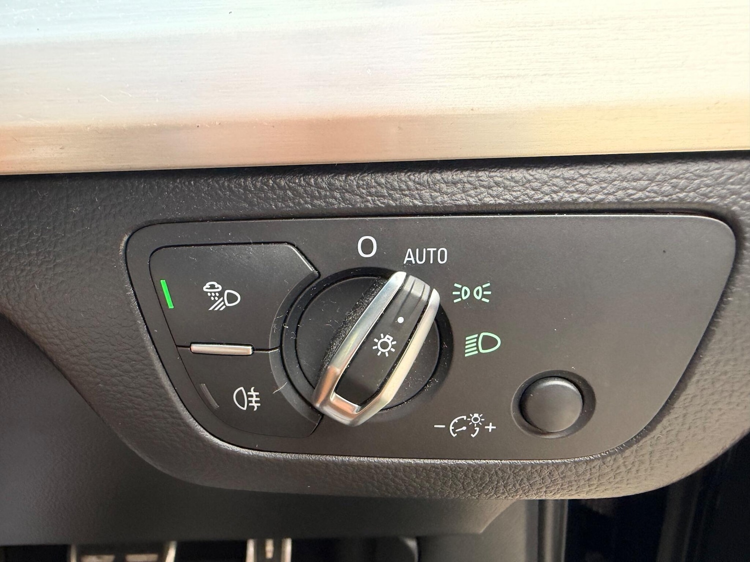 Used Audi Q5 2018 for sale - 76189902: Photo 19