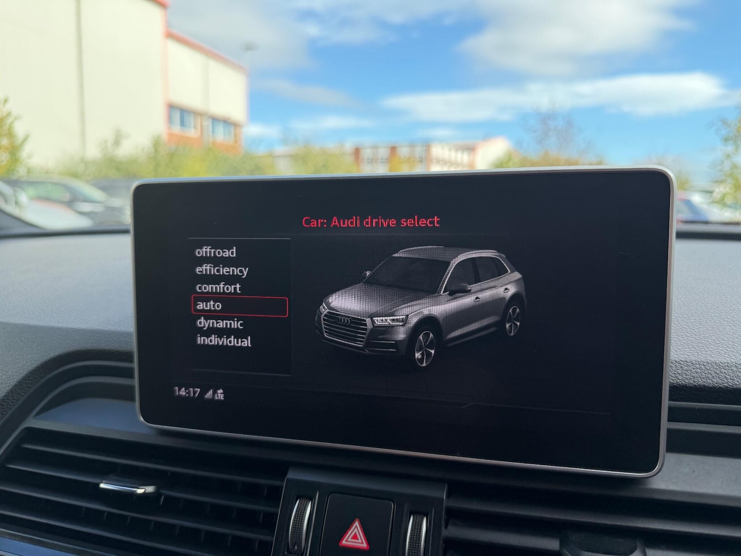 Used Audi Q5 2018 for sale - 76189902: Photo 31