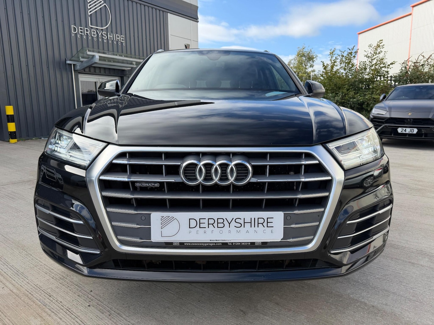Used Audi Q5 2018 for sale - 76189902: Photo 4