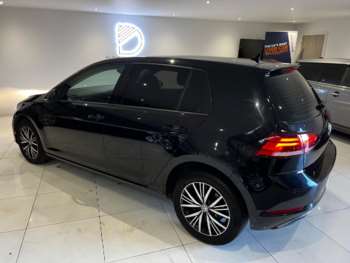 Used Volkswagen Golf 2017 for sale - 75014302: Photo