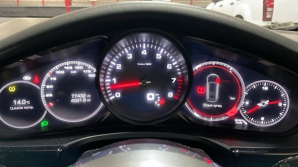 Used Porsche Panamera 2017 for sale - 76084240: Photo 10