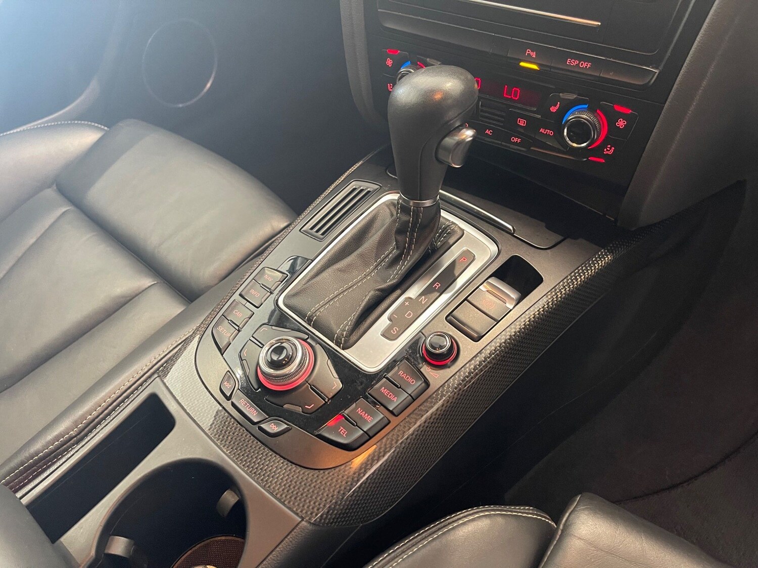 Vehicle 28