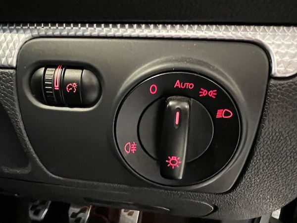 Used Volkswagen Golf 2008 for sale - 76094384: Photo 19