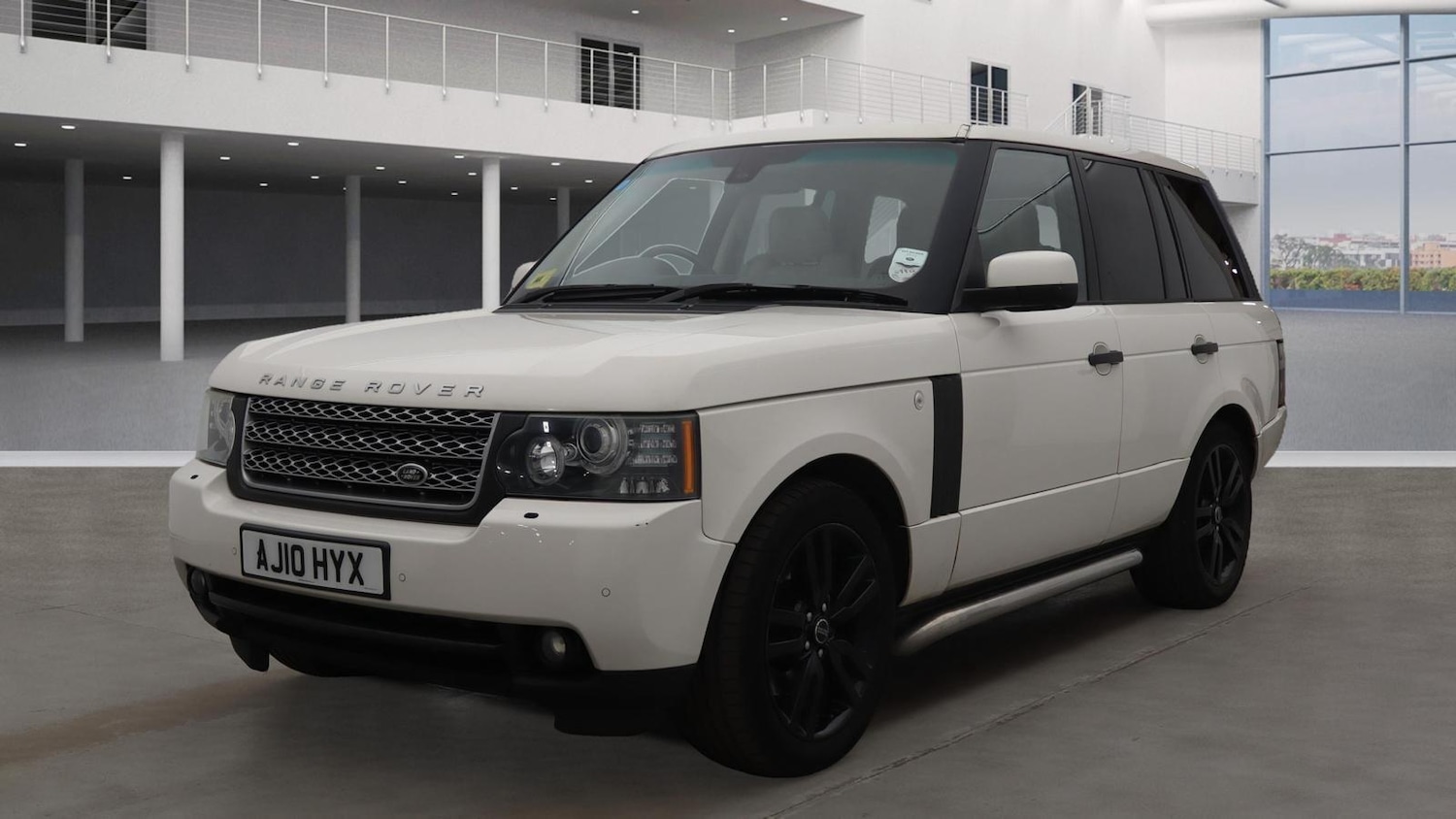 Used Land Rover Range Rover 2010 for sale - 76175194: Photo 1