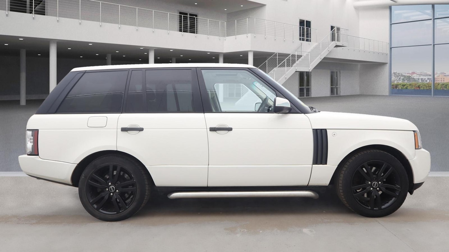 Used Land Rover Range Rover 2010 for sale - 76175194: Photo 5