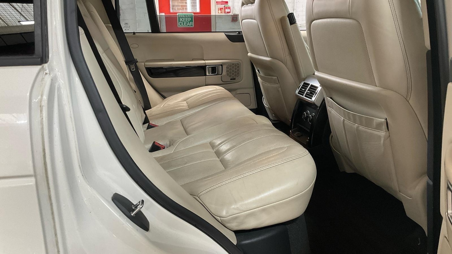Used Land Rover Range Rover 2010 for sale - 76175194: Photo 8