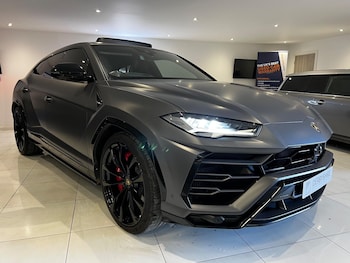 Used Lamborghini Urus 2018 for sale - 76259422: Photo