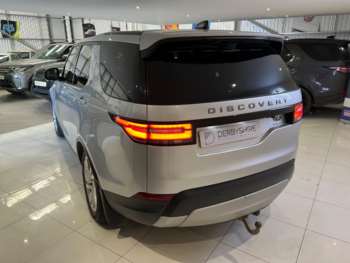 Used Land Rover Discovery 2018 for sale - 74750426: Photo