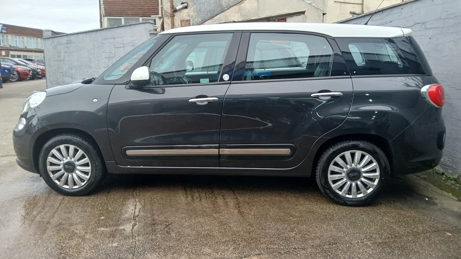 Used Fiat 500L 2014 for sale - 77819855: Photo 6
