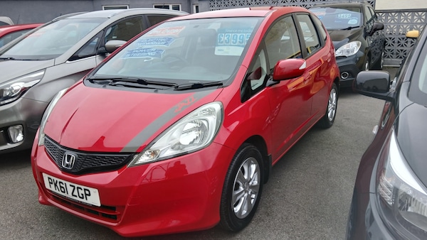 Used Honda Jazz 2011 for sale - 76206281: Photo 2