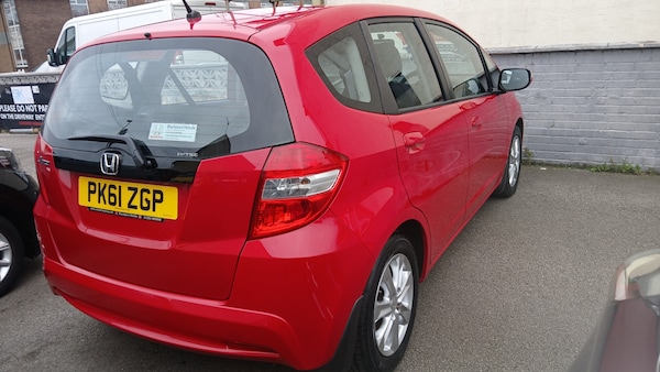 Used Honda Jazz 2011 for sale - 76206281: Photo 6