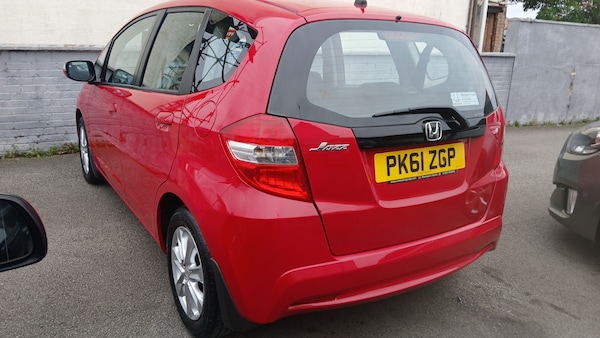 Used Honda Jazz 2011 for sale - 76206281: Photo 8