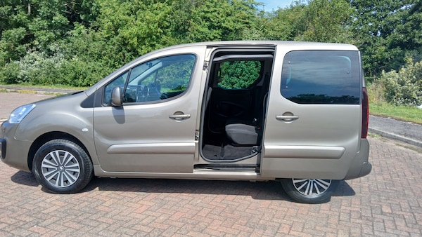 Used Peugeot Partner Tepee 2017 for sale - 75208325: Photo 3