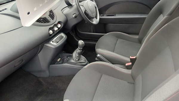 Used Renault Twingo 2014 for sale - 76255291: Photo 12