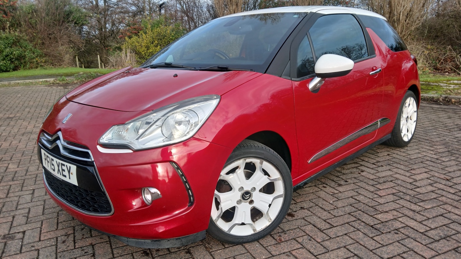 Used Citroen DS3 2015 for sale - 76905501: Photo 2