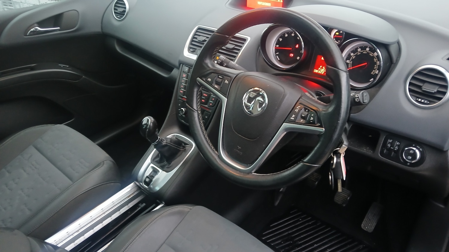 Used Vauxhall Meriva 2013 for sale - 76947431: Photo 9