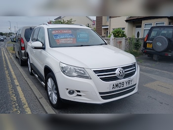 Used Volkswagen Tiguan 2009 for sale - 75626161: Photo