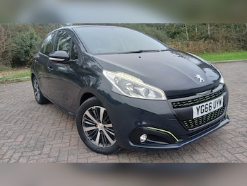 Used Peugeot 208 2016 for sale - 76287544: Photo