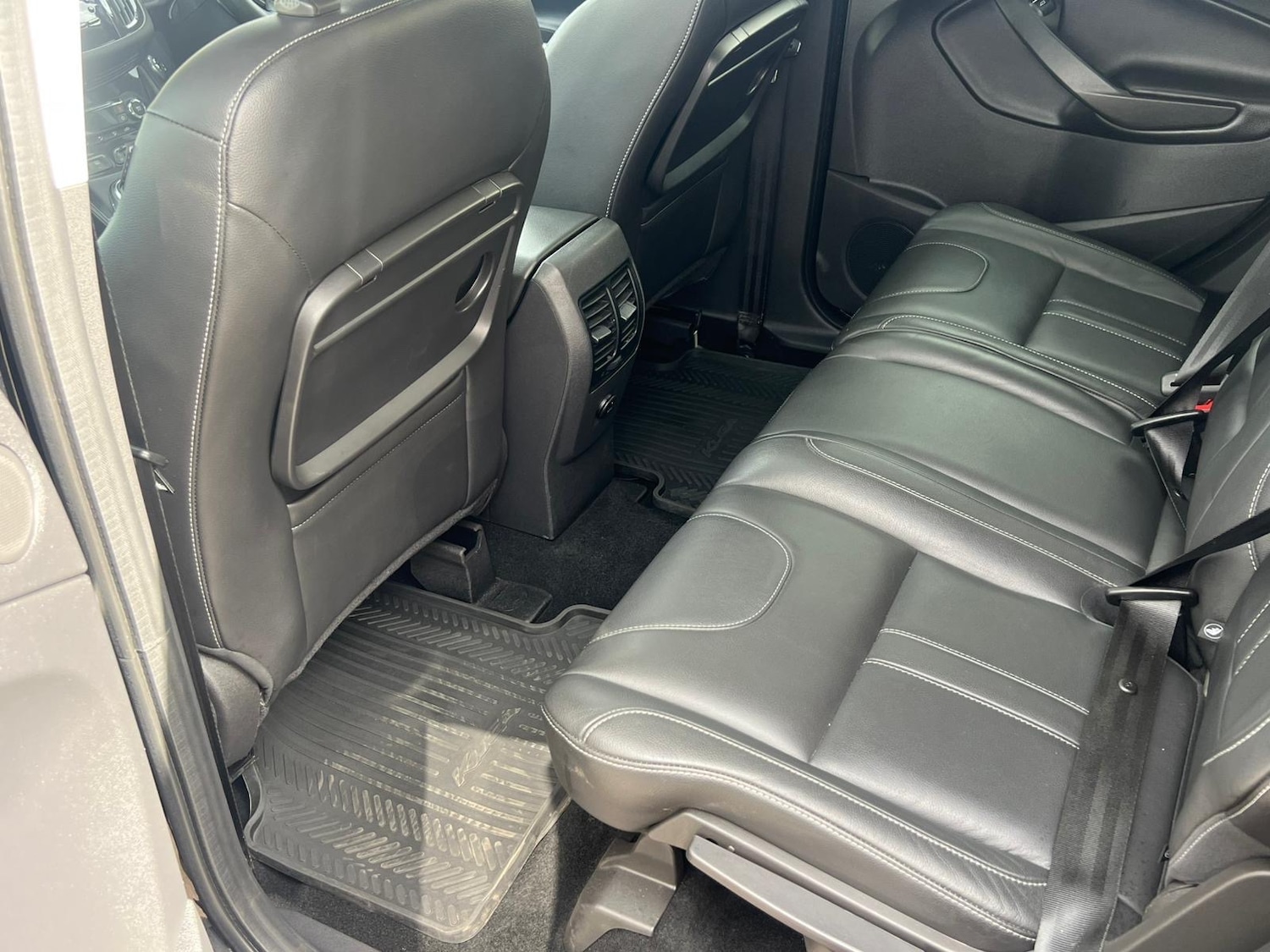 Used Ford Kuga 2015 for sale - 78198859: Photo 10