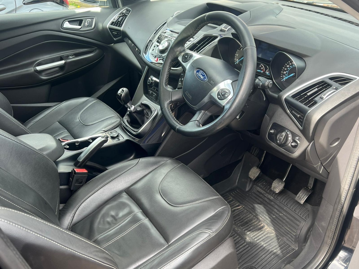 Used Ford Kuga 2015 for sale - 78198859: Photo 7