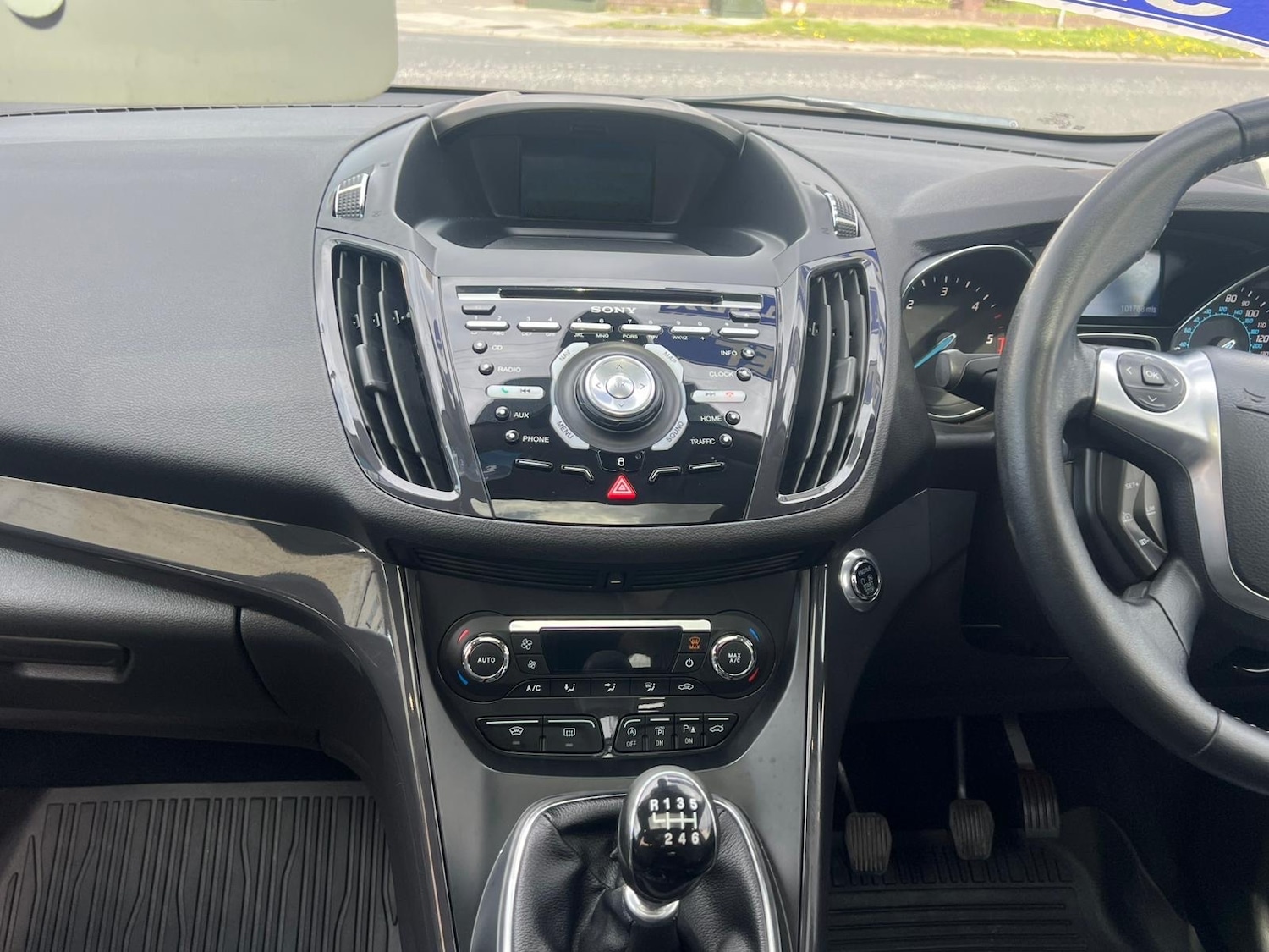 Used Ford Kuga 2015 for sale - 78198859: Photo 9