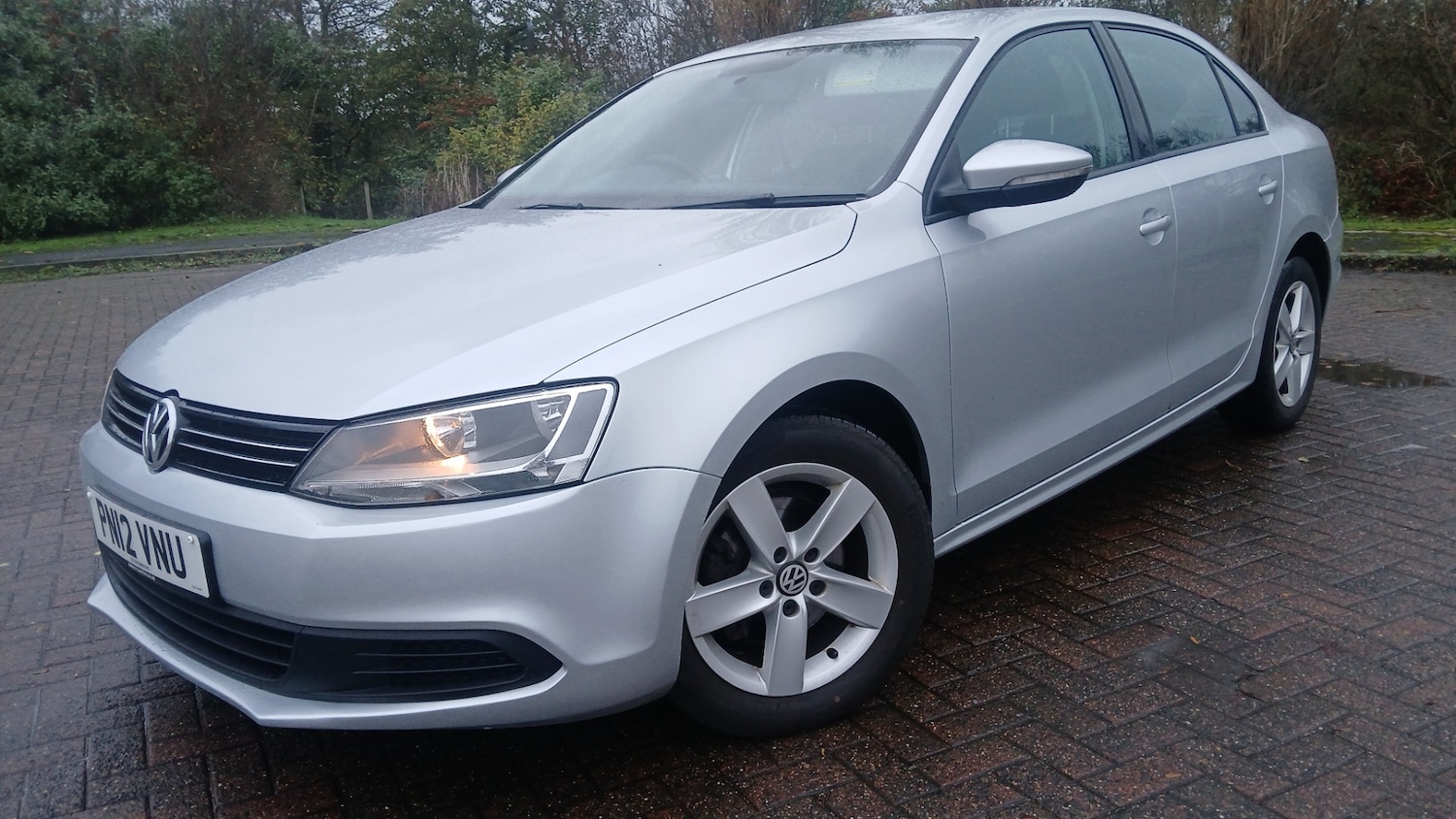 Used Volkswagen Jetta 2012 for sale - 76579842: Photo 2