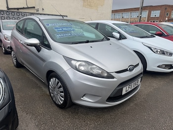 Used Ford Fiesta 2011 for sale - 78299002: Photo
