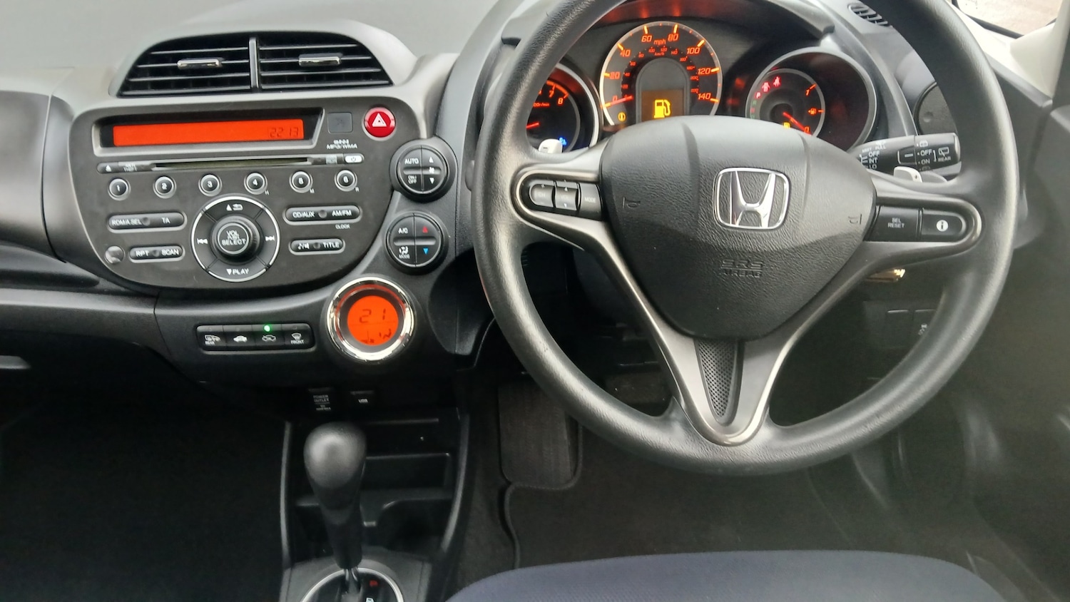 Used Honda Jazz 2012 for sale - 76662832: Photo 11