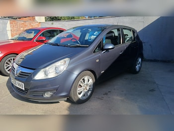 Vauxhall - Corsa