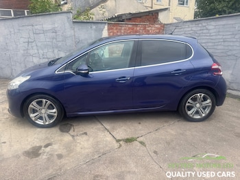 Used Peugeot 208 2012 for sale - 79592504: Photo