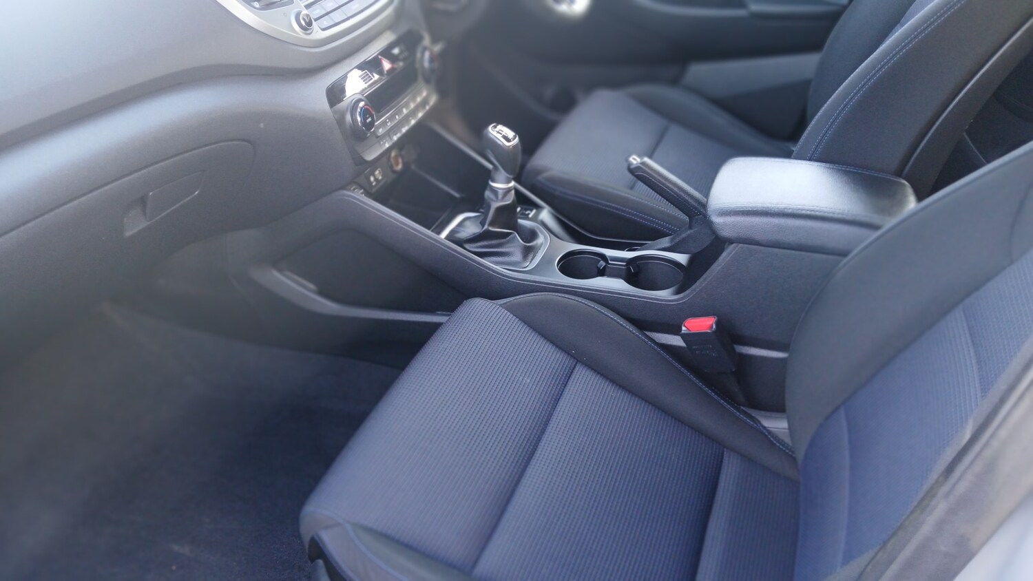 Used Hyundai TUCSON 2017 for sale - 77743505: Photo 12