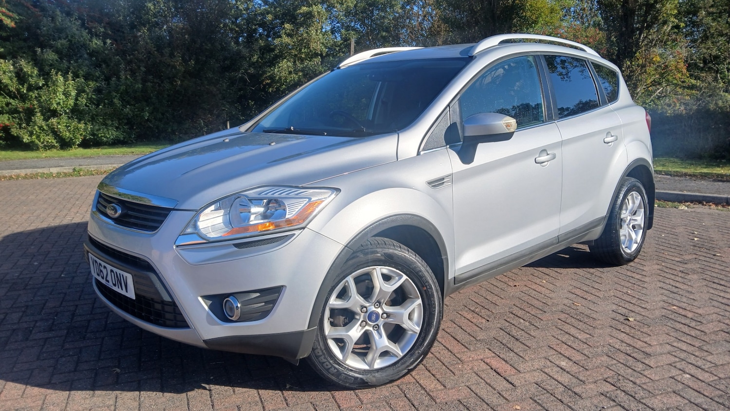 Used Ford Kuga 2012 for sale - 76075875: Photo 2
