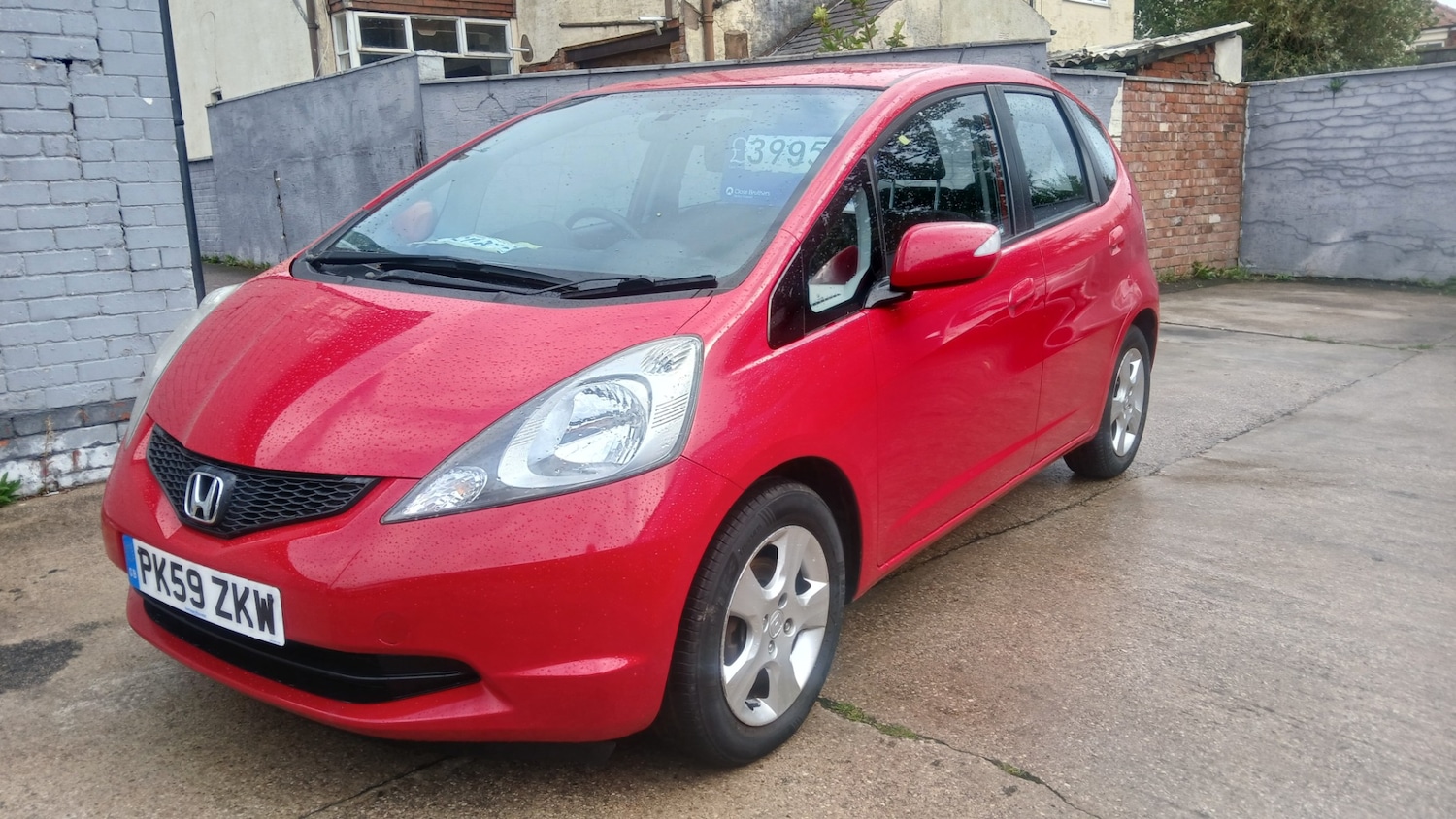 Used Honda Jazz 2009 for sale - 76149717: Photo 2