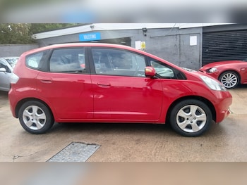 Used Honda Jazz 2009 for sale - 76149717: Photo 3