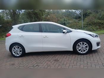 Used Kia Ceed 2016 for sale - 76006121: Photo 3