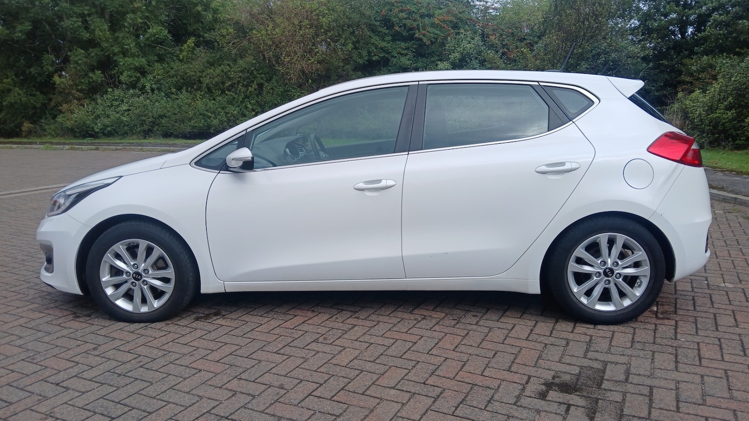 Used Kia Ceed 2016 for sale - 76006121: Photo 5
