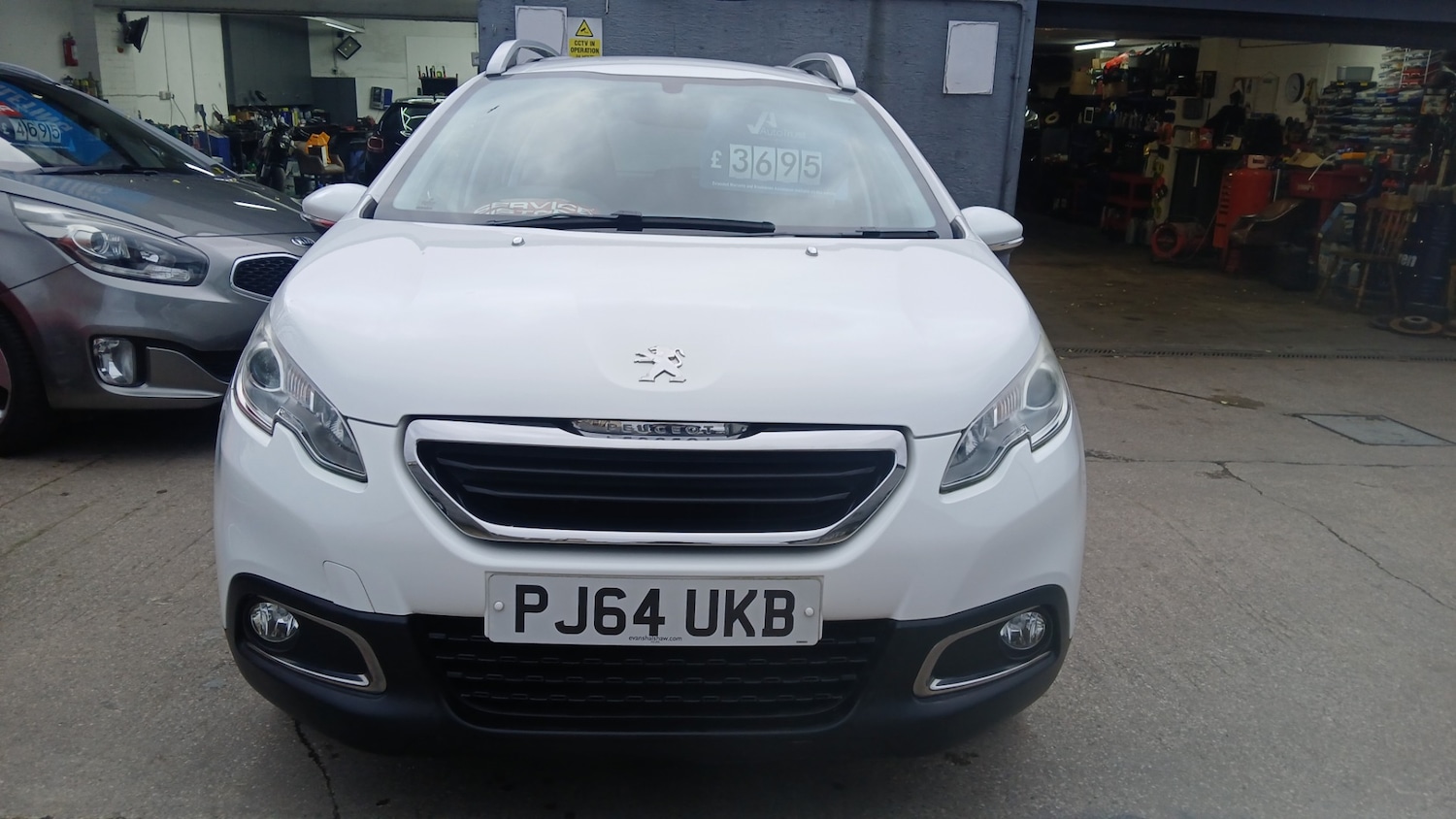 Used Peugeot 2008 2014 for sale - 77261465: Photo 4