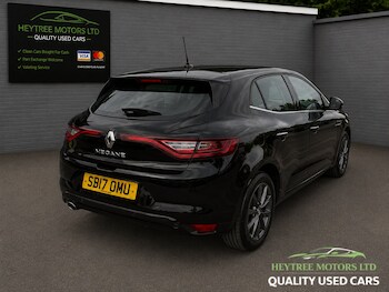 Used Renault Megane 2017 for sale - 79620077: Photo