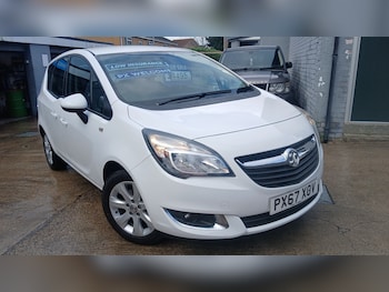 2017 (67) - 1.4i 16V LIFE 5DR 2017 67 REG