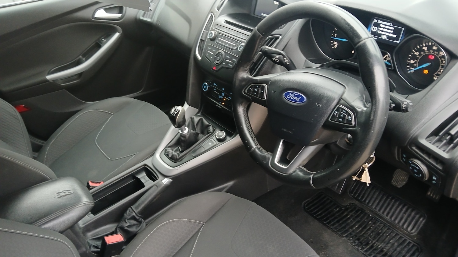 Used Ford Focus 2015 for sale - 77148698: Photo 11