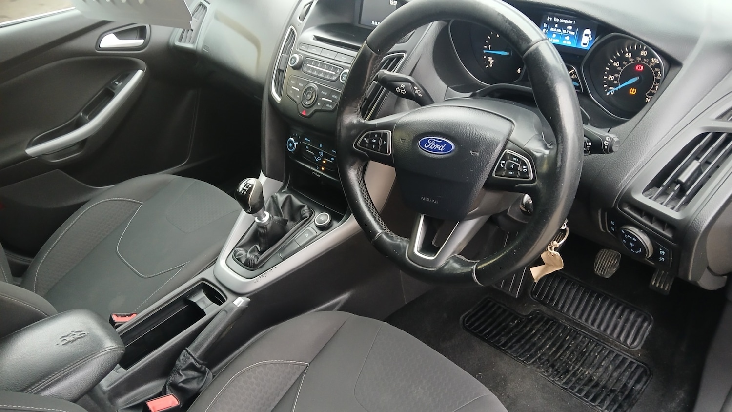 Used Ford Focus 2015 for sale - 77148698: Photo 8