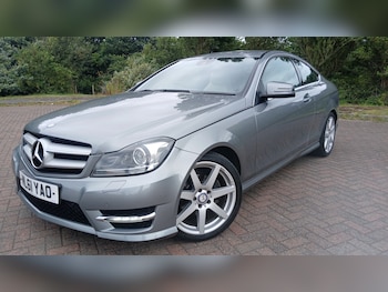Used Mercedes-Benz C-Class 2011 for sale - 75239963: Photo