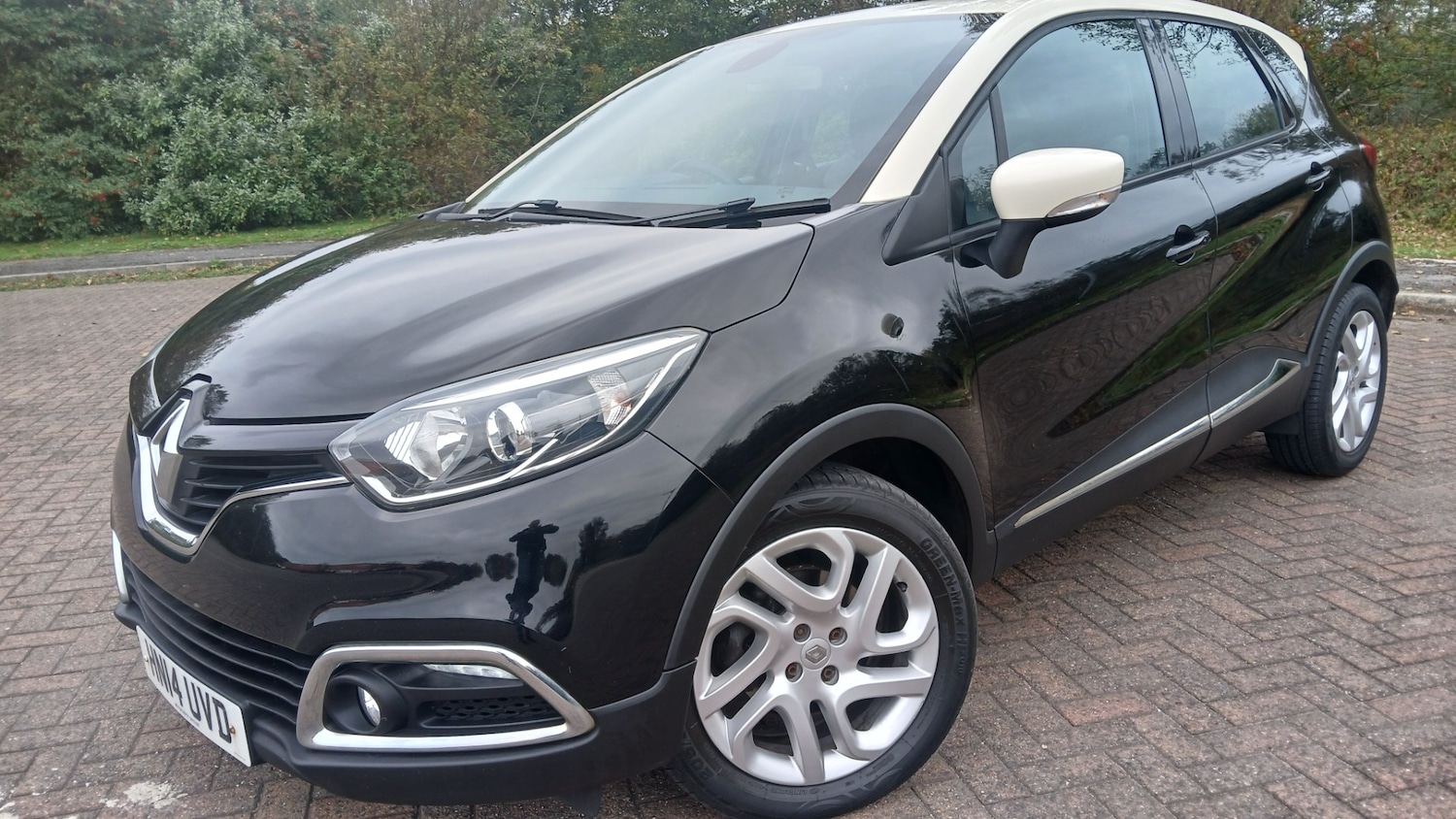 Used Renault Captur 2014 for sale - 76287189: Photo 2