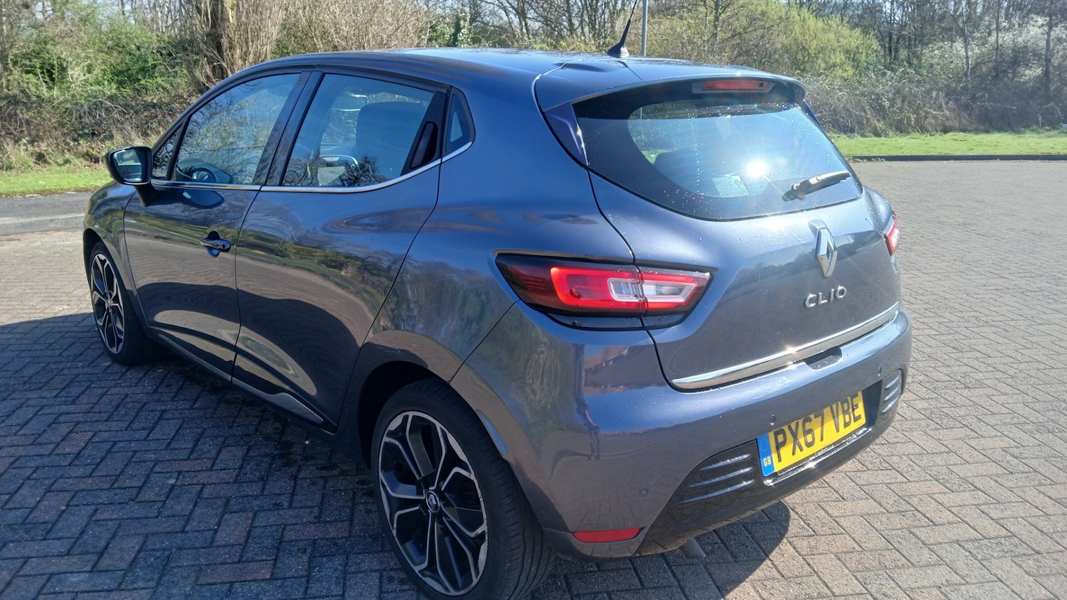 Used Renault Clio 2017 for sale - 77946048: Photo 8