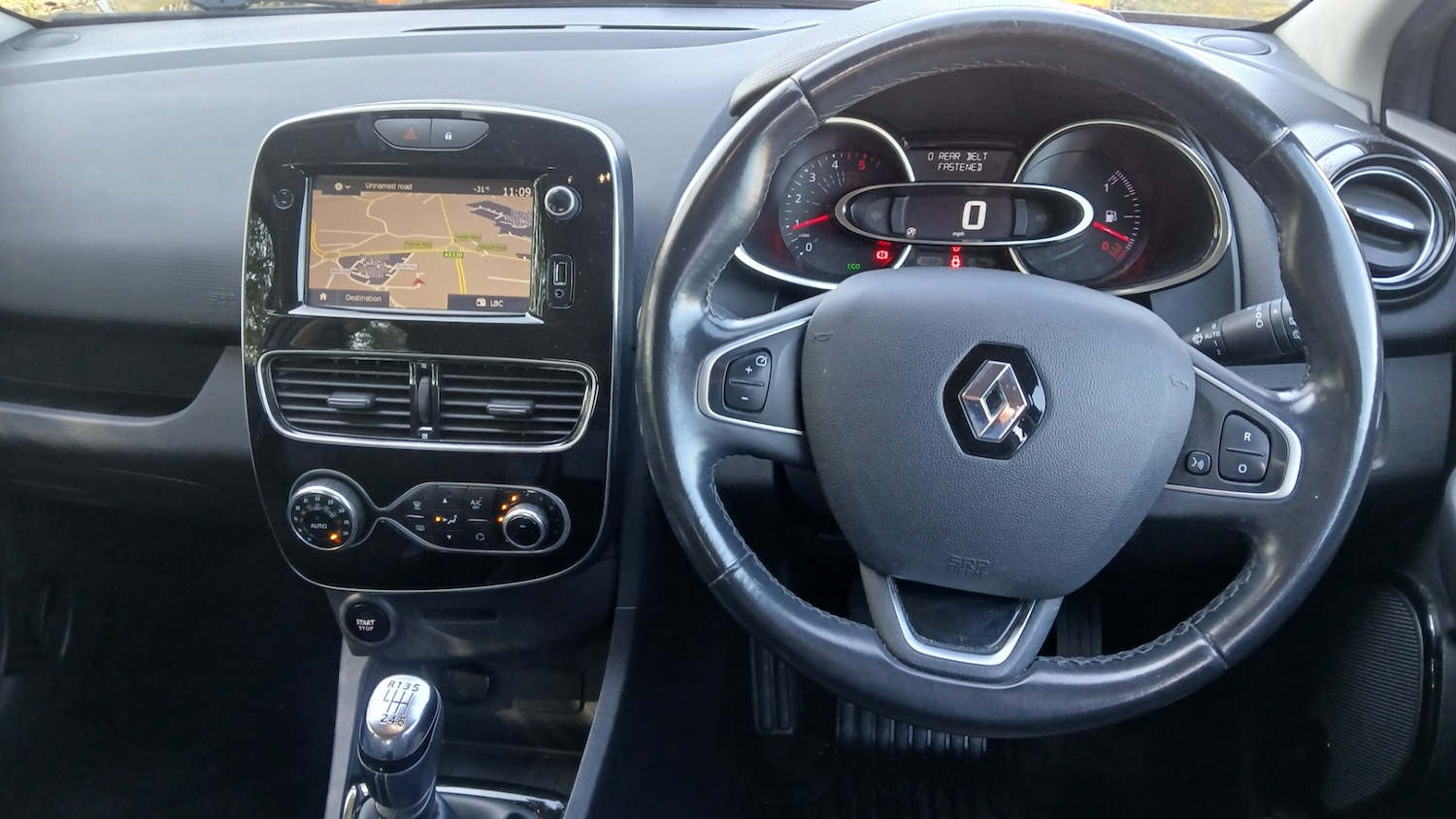 Used Renault Clio 2017 for sale - 77946048: Photo 9