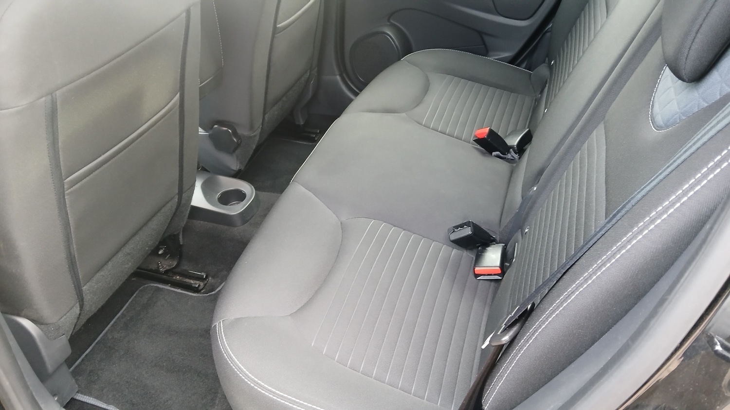 Used Renault Clio 2015 for sale - 76354984: Photo 12